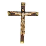 Cristo bizantino tallado en madera, detalles con hoja de Oro